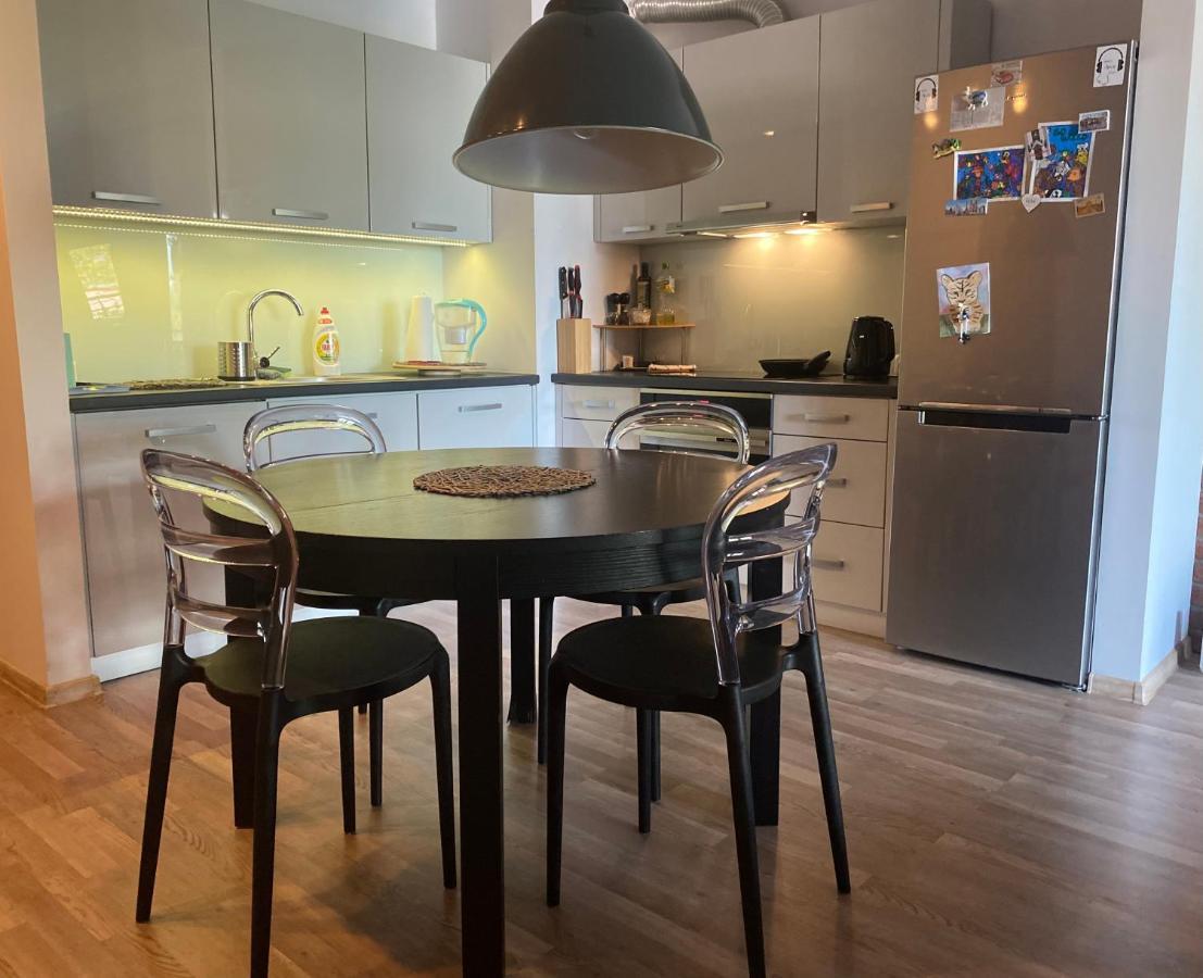 Dyrekcyjna Apartment วรอตซวาฟ ภายนอก รูปภาพ